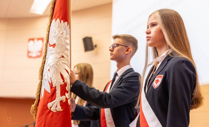 Sztandar PLO UŁ