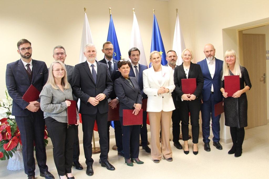 Nauczycielki i nauczyciele z regionu Łódzkiego – laureaci nagród „Pasjonaci”